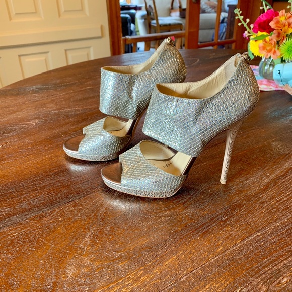 Jimmy Choo Shoes - 🔥Jimmy Choo Champagne Glitter Heels